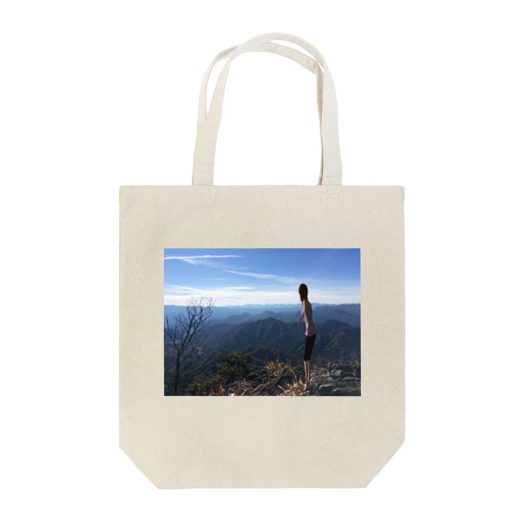 Masakiの山から景色を眺める Tote Bag