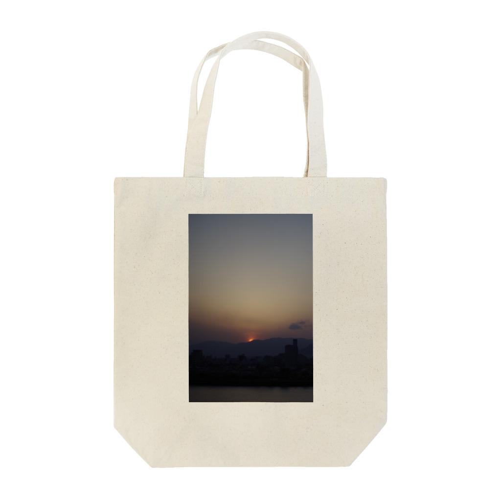 蒼い狐の夕焼け Tote Bag