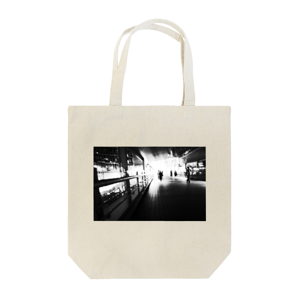 トメモムの写真置き場の歩道橋 Tote Bag