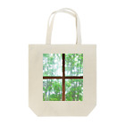 TOMOKIの店の窓越しの緑 Tote Bag