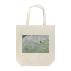 砂ずりの雨と白い紫陽花 トートバッグ