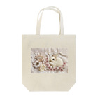 しみずゆうこ(^^)うさぎとインコの羊毛刺繍のうさぎ白A Tote Bag