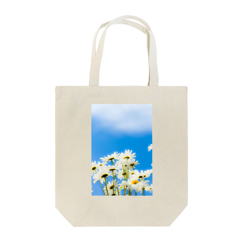 青い空白い花 Tote Bag