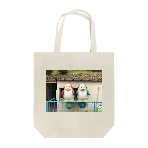 レトロなペンギンカップル Tote Bag