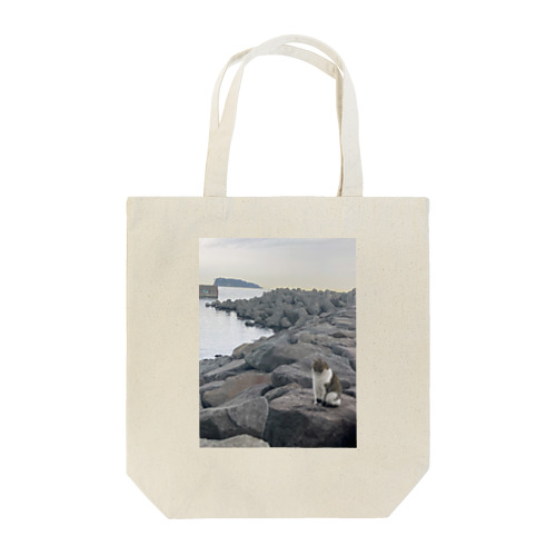 猫と海と猿島 Tote Bag