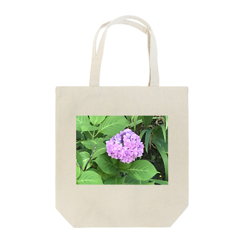 健気に咲き乱れる紫陽花 トートバッグ