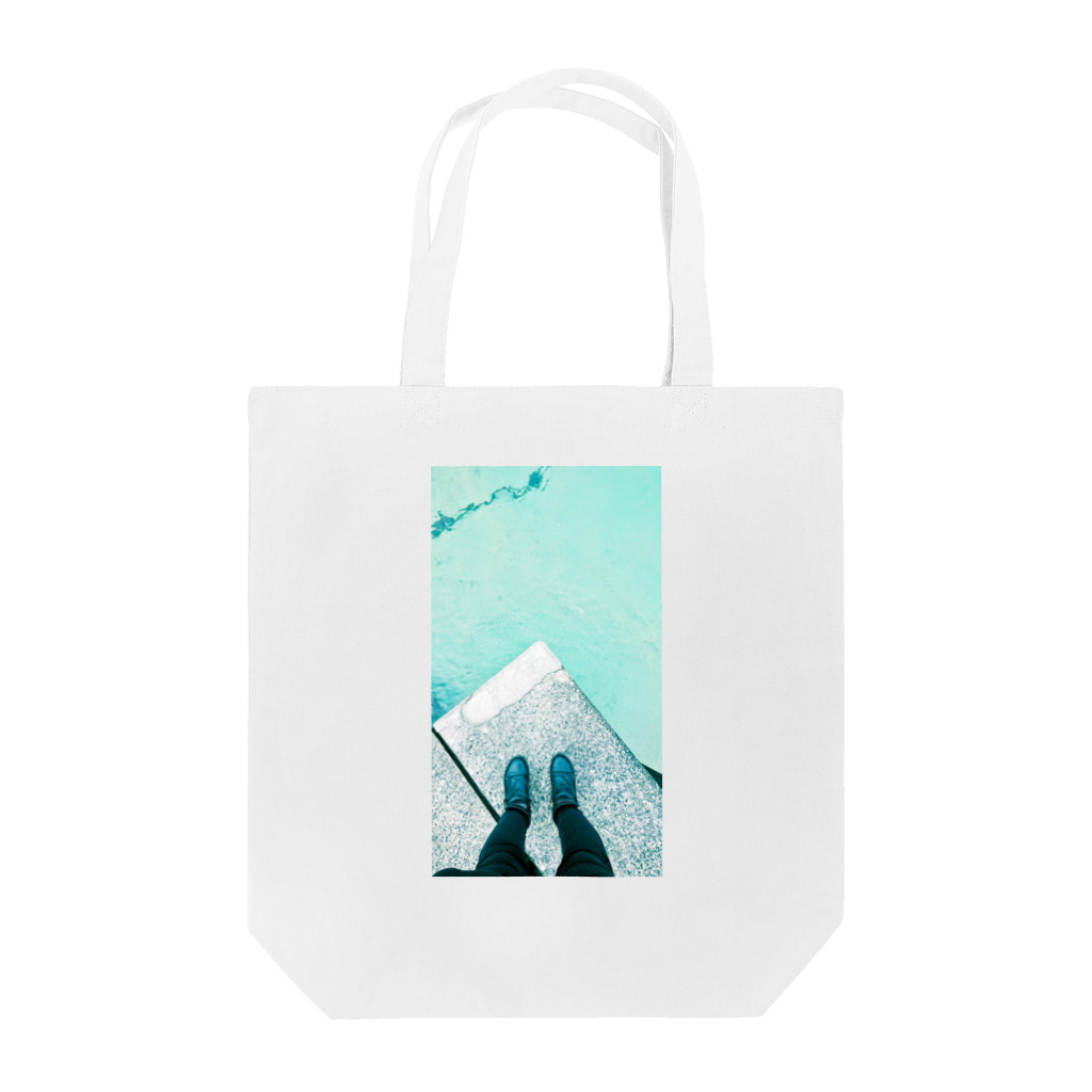 古春一生(Koharu Issey)の今日じゃない。 Tote Bag