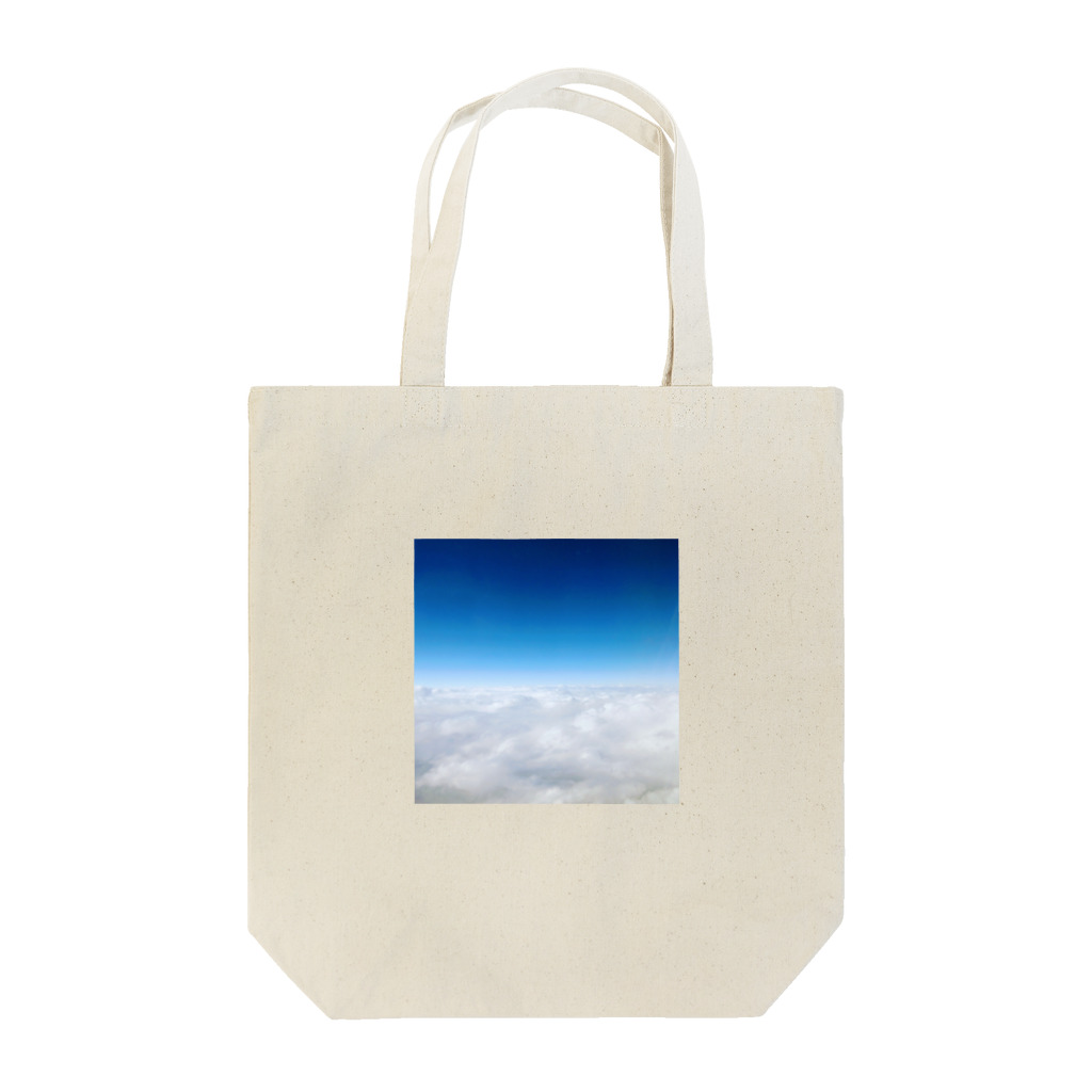 きいろ館の青空と雲 Tote Bag