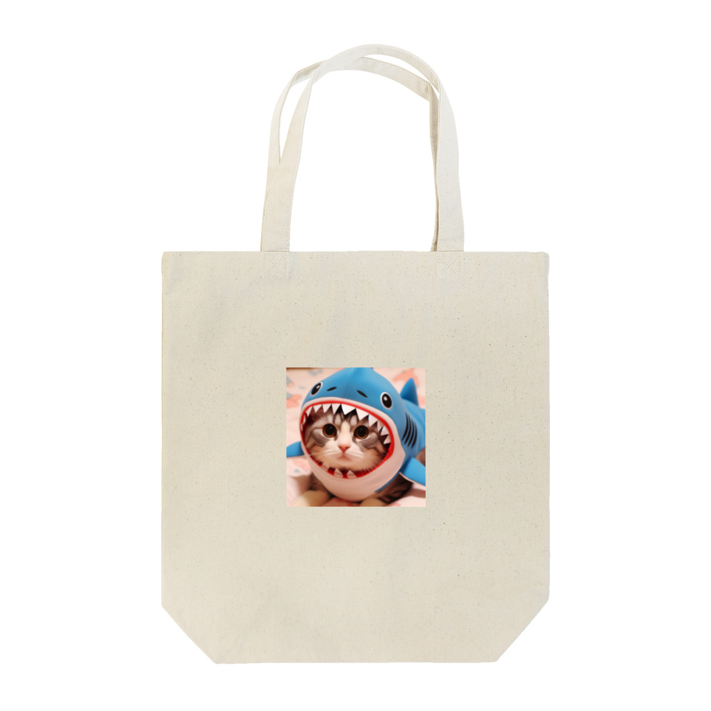 アニマルグッズストア　OPIの鮫の着ぐるみを着た猫 Tote Bag