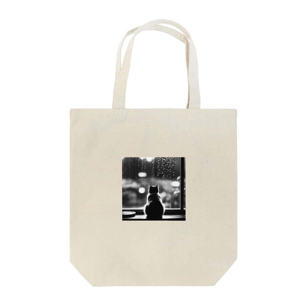 SaltyCookie Design Worksの窓の前で雨を眺めているネコ[クラシック] Tote Bag