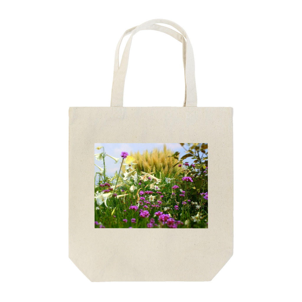 紅クラゲのパンパスグラス・ユリ１ Tote Bag