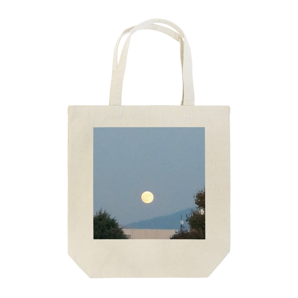 kaorita のmoon Tote Bag