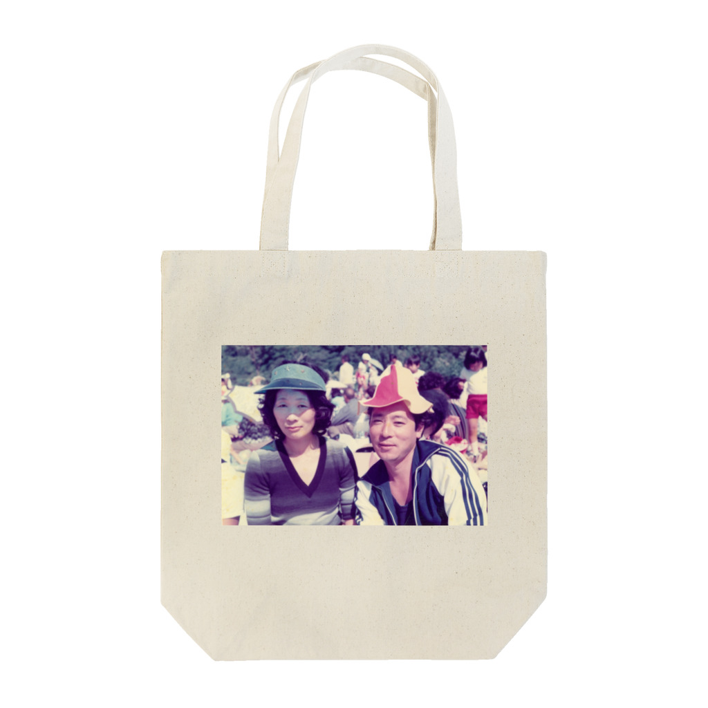 Donuts Hole Storeの若い頃の祖父と祖母 Tote Bag