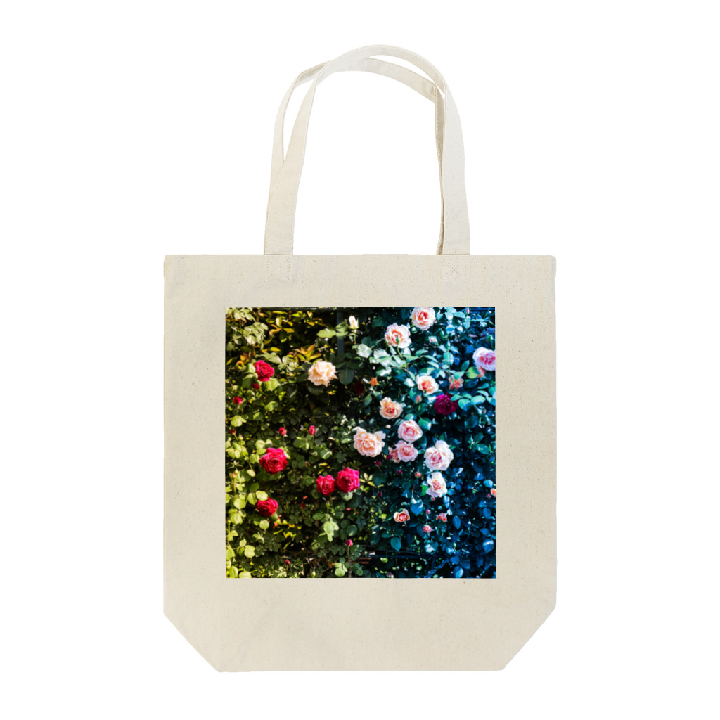 Takuya-craftの薔薇の二面性 Tote Bag