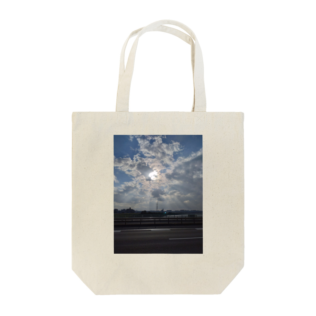 ぴー様と髭男の雲の切れ目からの道標 Tote Bag