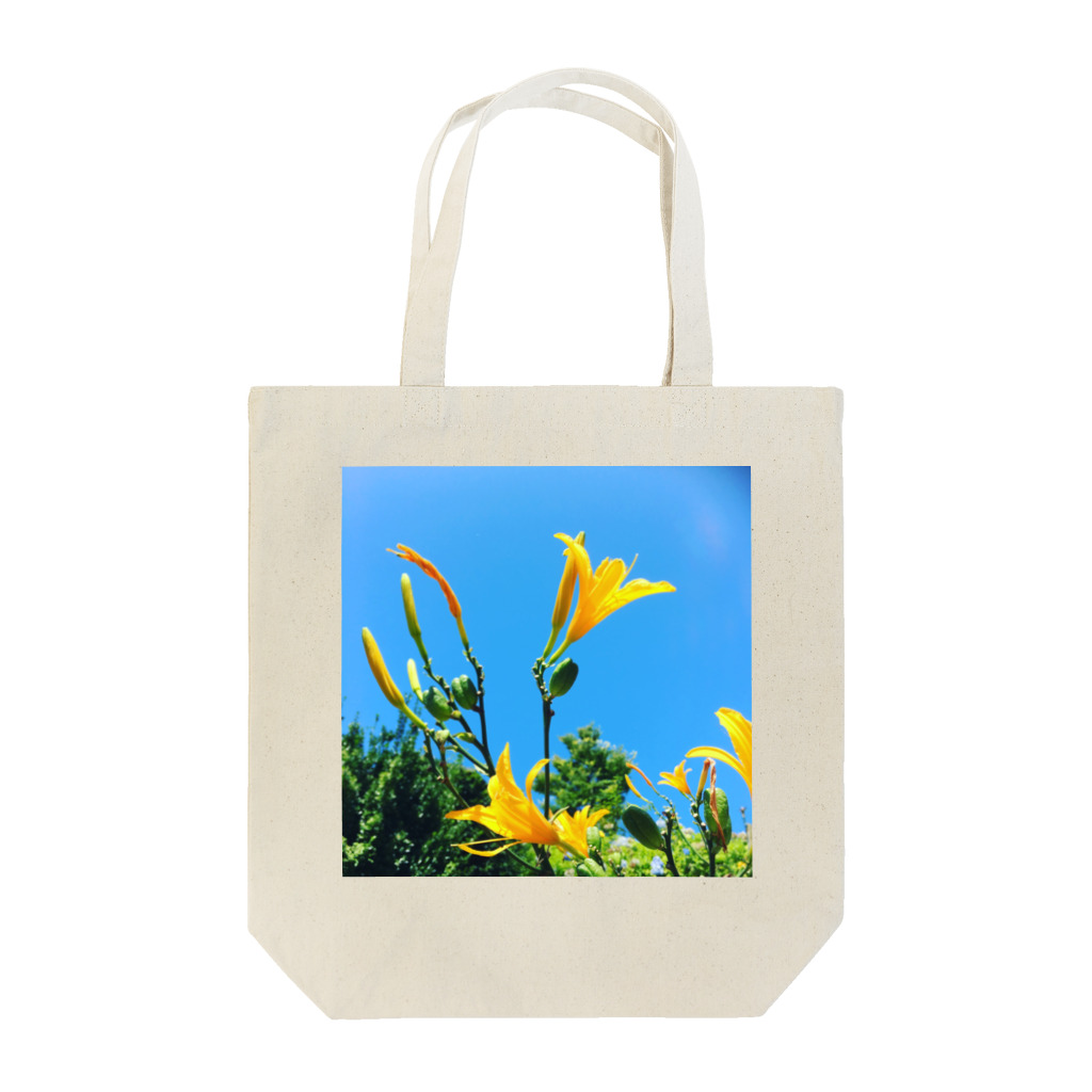 Tamzooの晴天の花 Tote Bag