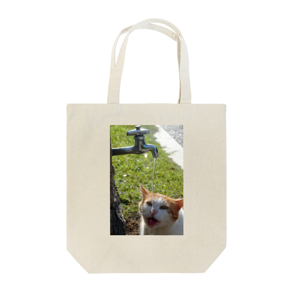 シッポ追いの猫写真店の命の水 Tote Bag