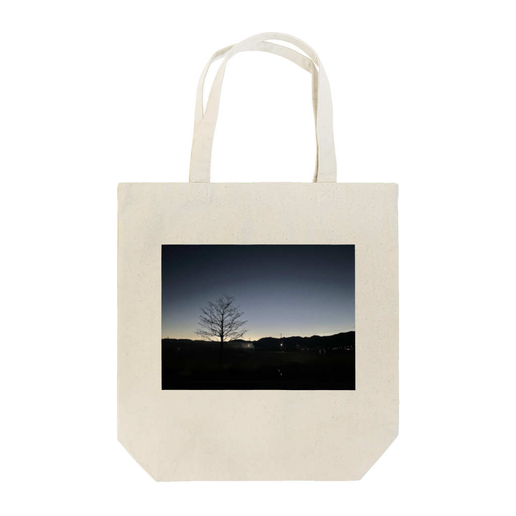 2929gawDesignShop358のEarly winter sunrise Tote Bag