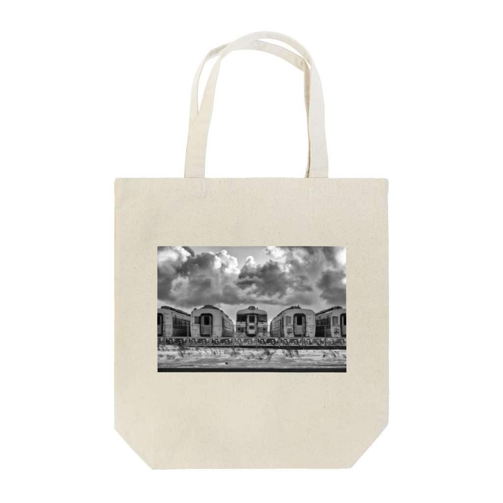 Second_Life_of_Railwaysの北海道でタイへの出国を待つキハ183系「白坊主」 Tote Bag