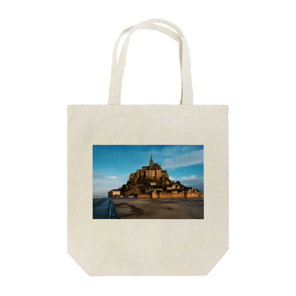 そろ日和別館（世界の風景グッズ）の早朝のモンサンミッシェル Tote Bag