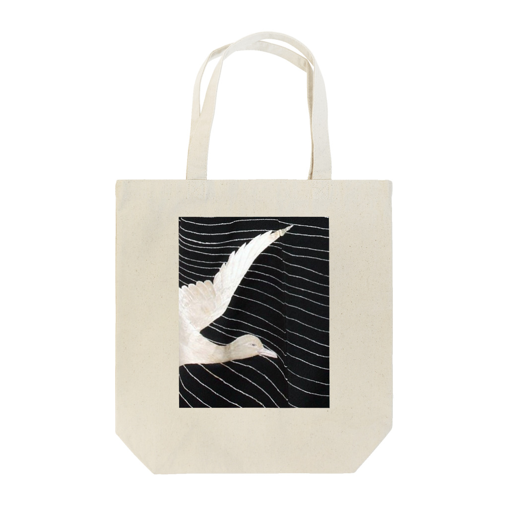 PALA's SHOP　cool、シュール、古風、和風、の黒と白　水鳥の柄 Tote Bag