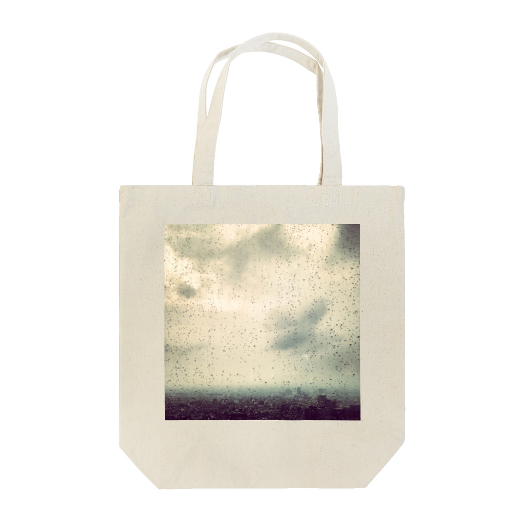 みずたま研究所の鉄の芝生と雨 Tote Bag