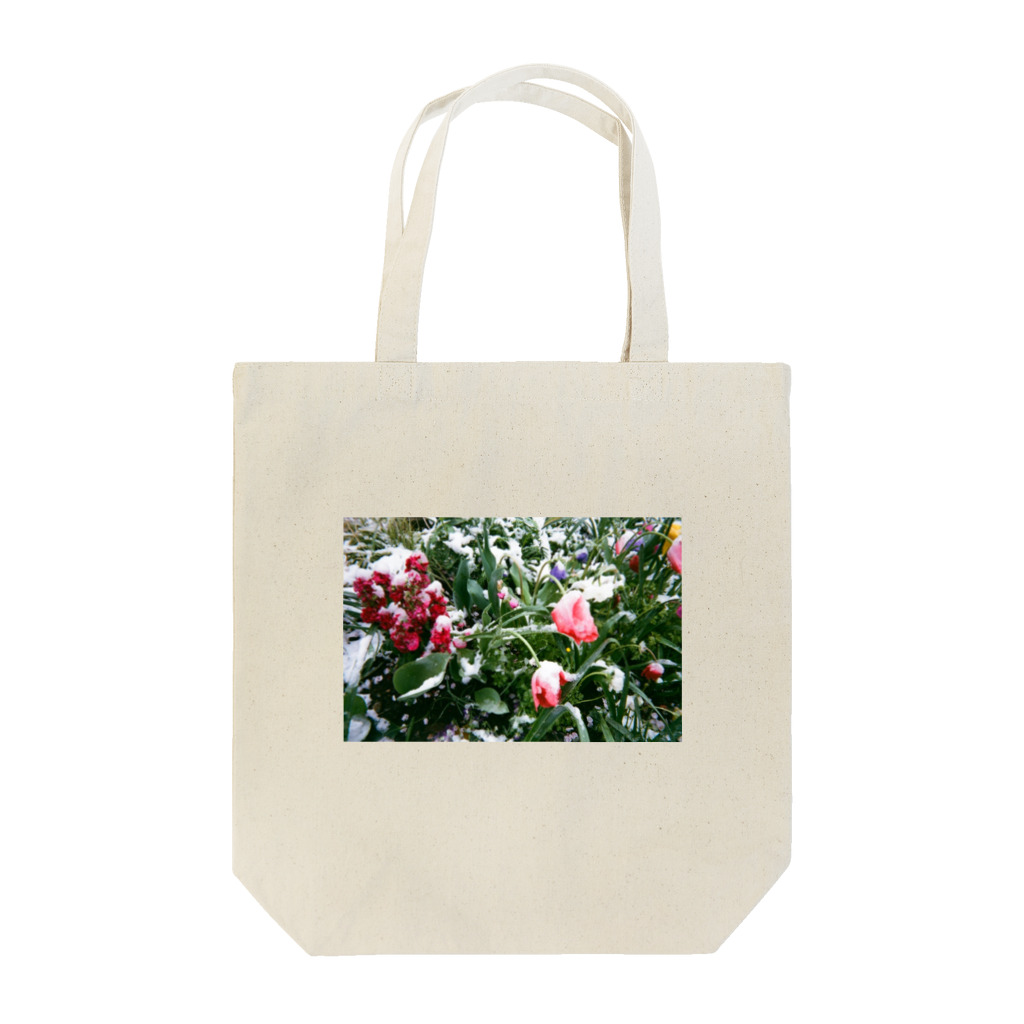 yawn shopの雪の花 Tote Bag