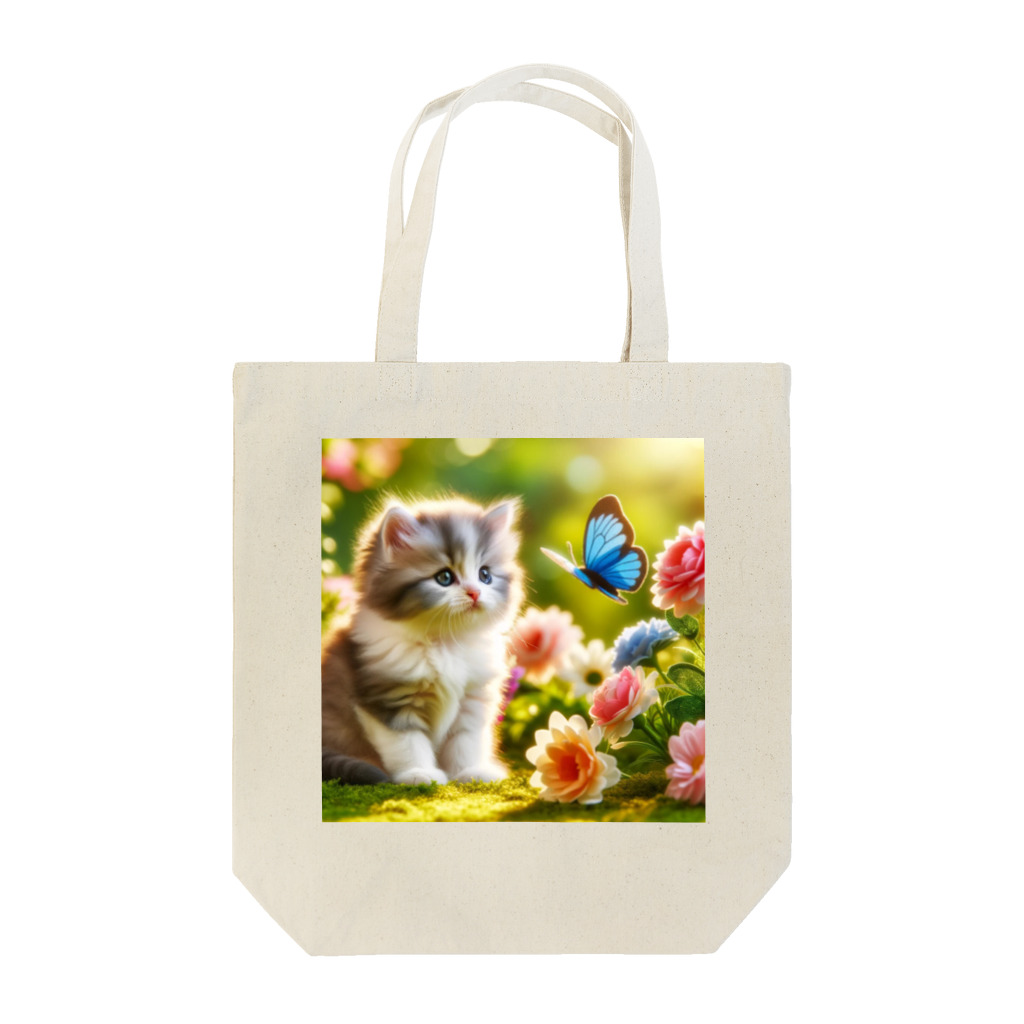 こいびとみち【恋愛♡婚活クリニック】のかわいい子猫と蝶々が仲良く遊んでいる様子✨ Tote Bag