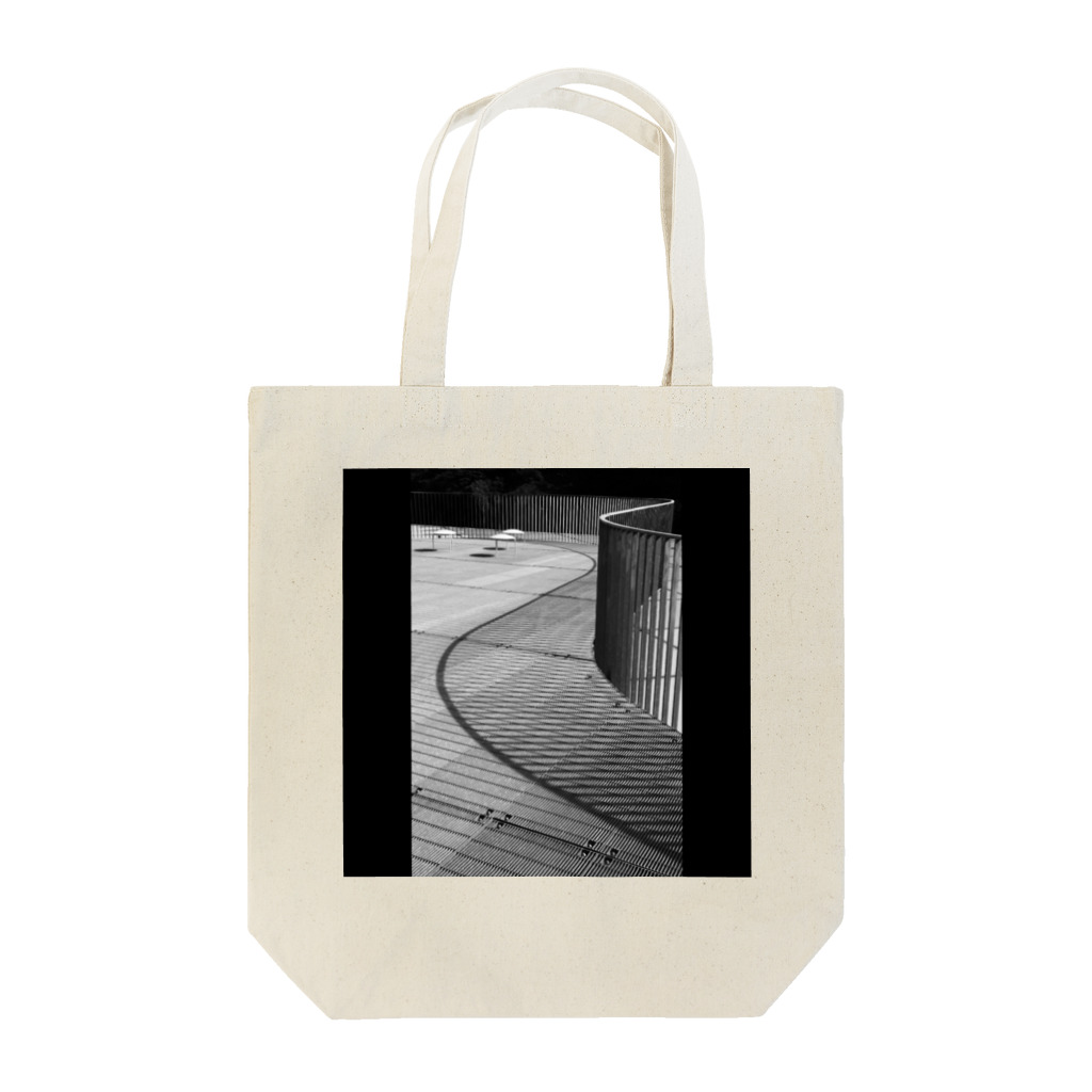 ANCのSHADOW Tote Bag