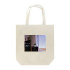HOLD MY HAND,CHUCK!!のwinter room Tote Bag
