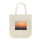 あおい¨̮♪の夕陽の海岸 Tote Bag