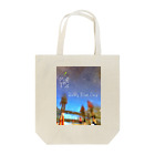 Keven Huang    のThe Rainy Blue Day Tote Bag