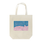 さくらもち屋SUZURI店の雪の日とわたくまくん Tote Bag