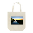 River Gardenの夜の手前 Tote Bag