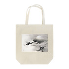 世界の絵画アートグッズの横山大観《龍躍る》 Tote Bag