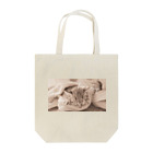 weathercatのhave a catnap Tote Bag