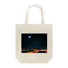 ため息のひらめきのThe moon floating on SHINKO Pier.(gray) Tote Bag