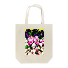 Una Villa Shopの花壇の色とりどりの花々１ Tote Bag