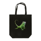 Funny Reptile Artのグリーンイグアナ Tote Bag