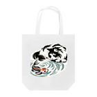 MakotOの猫と鯉（水墨画風） トートバッグ