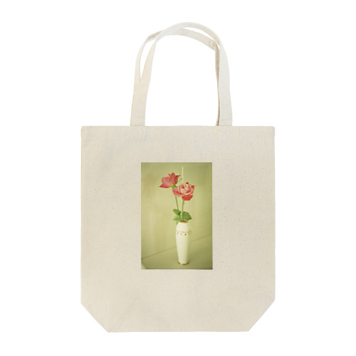 Rose in a vase Tote Bag