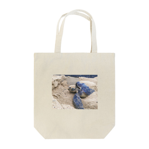 産卵　ウミガメ Tote Bag