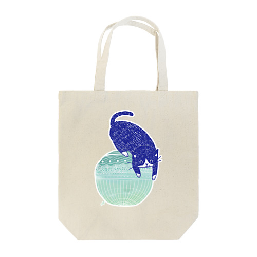 ハチワレ猫と模様玉 Tote Bag