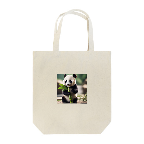 新鮮な竹を見つけて喜ぶパンダの喜び Tote Bag