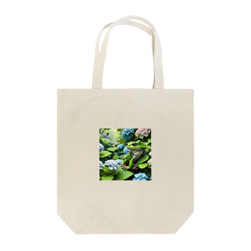 アジサイの茂みから聞こえてくるカエルの鳴き声 Tote Bag