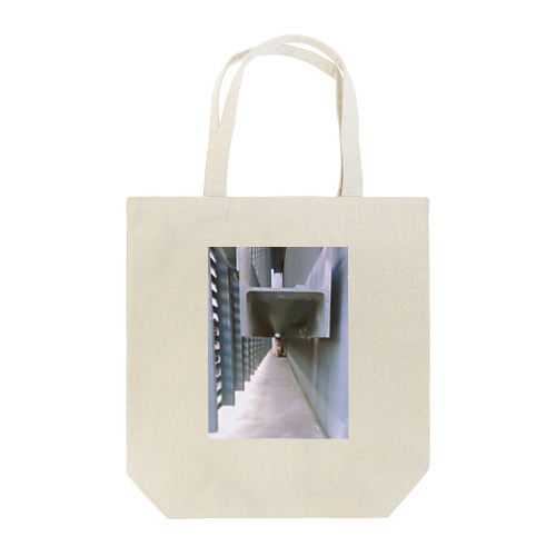 伊都キャンパスの猫 Tote Bag