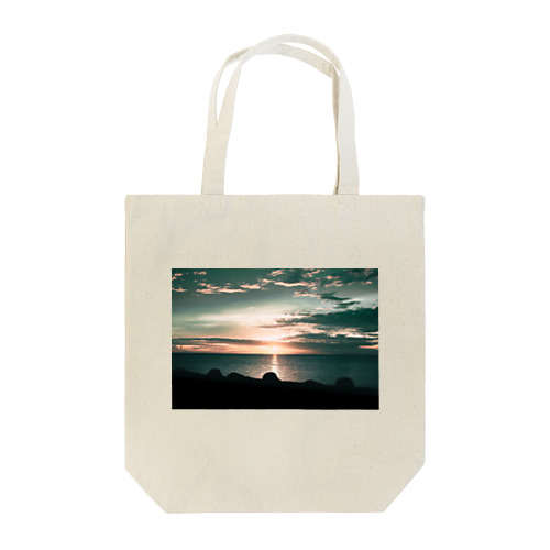 夜明け Tote Bag