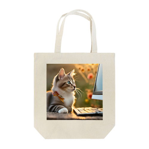 キーボード操作する猫 Tote Bag