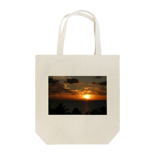 南国の美しい夕暮れ Tote Bag