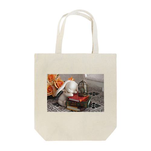 居眠りウサギ Tote Bag